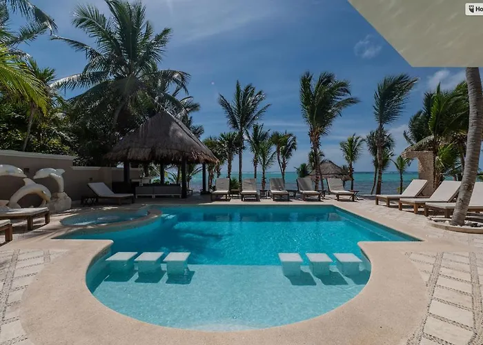 Mansion In Soliman Bay